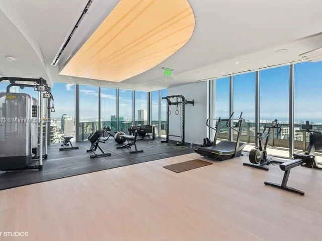 1000 Brickell Plaza # 4110, Miami FL 33130