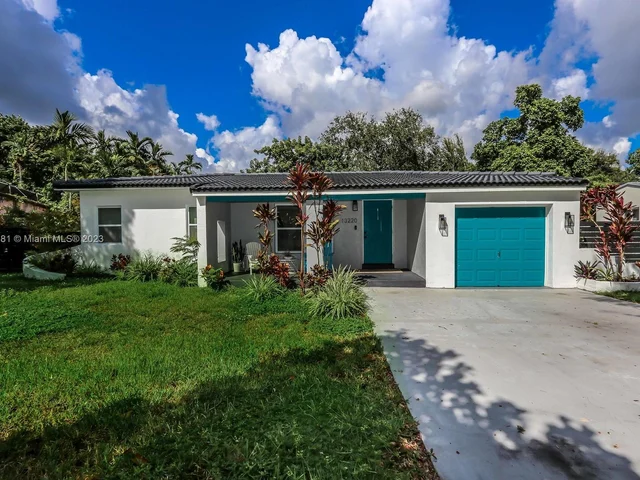 13220 NW 1st Ct, Miami FL 33168