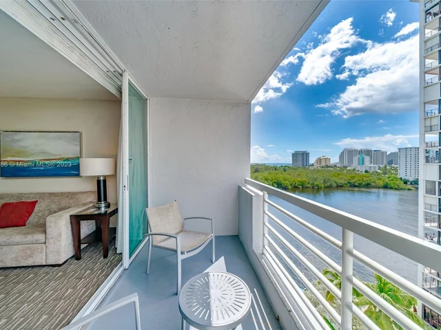 2670 E Sunrise Blvd # 903, Fort Lauderdale FL 33304