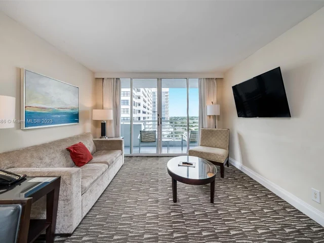 2670 E Sunrise Blvd # 903, Fort Lauderdale FL 33304