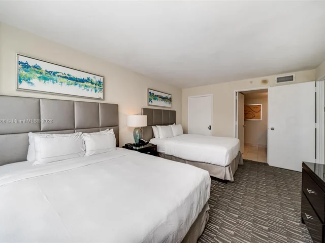 2670 E Sunrise Blvd # 903, Fort Lauderdale FL 33304