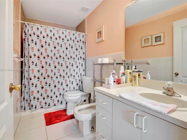 14969 SW 59th St, Miami FL 33193