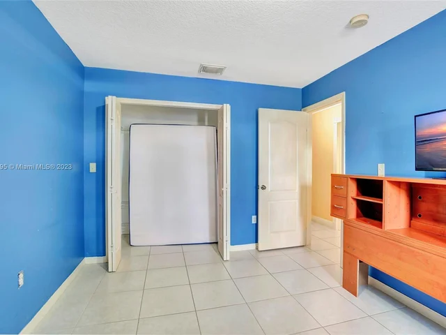 14969 SW 59th St, Miami FL 33193