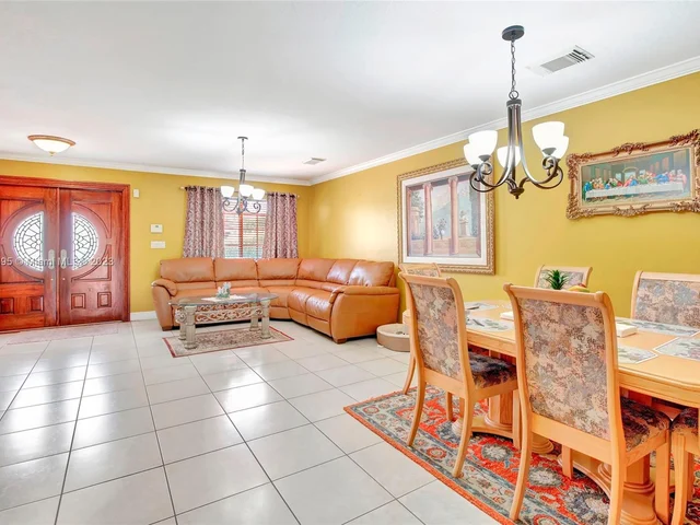 14969 SW 59th St, Miami FL 33193