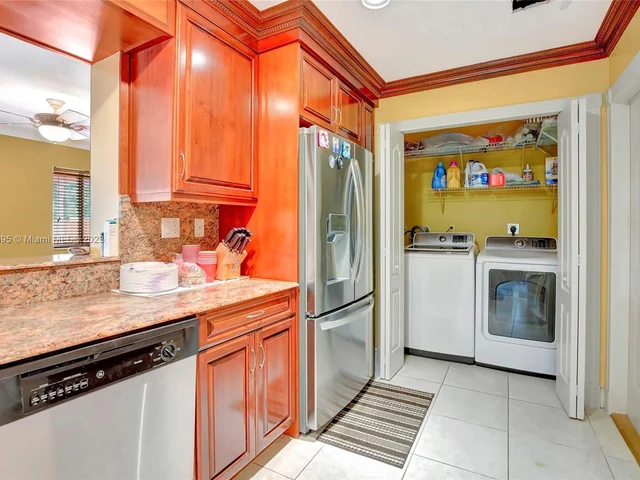 14969 SW 59th St, Miami FL 33193