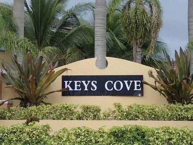 2811 SE 17th Ave # 210, Homestead FL 33035