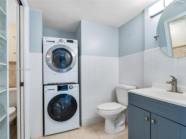 5701 Biscayne Blvd # 401, Miami FL 33137