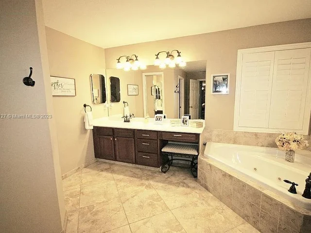 3548 Moon Bay Cir, Wellington FL 33414