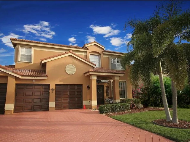 3548 Moon Bay Cir, Wellington FL 33414