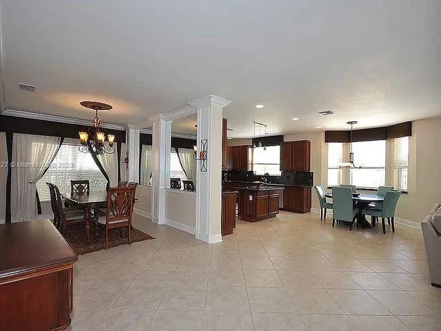 3548 Moon Bay Cir, Wellington FL 33414