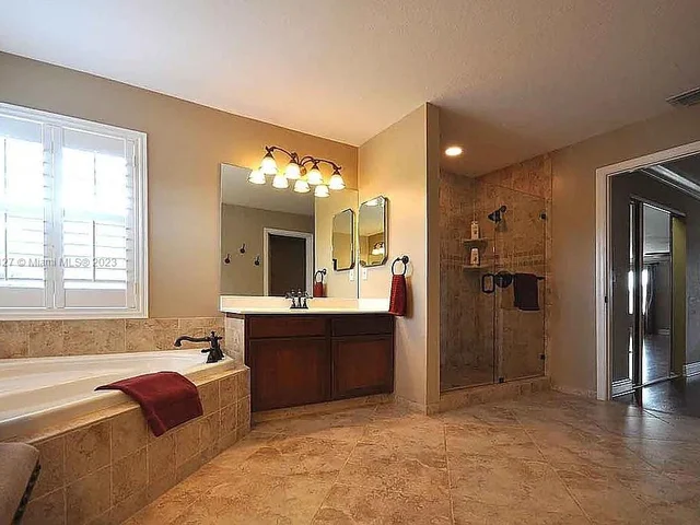 3548 Moon Bay Cir, Wellington FL 33414