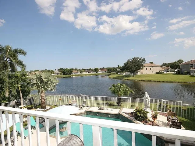 3548 Moon Bay Cir, Wellington FL 33414