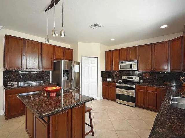 3548 Moon Bay Cir, Wellington FL 33414