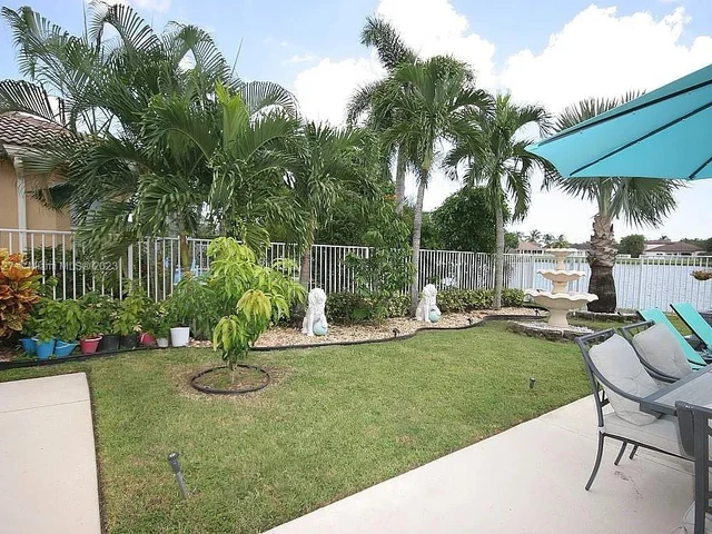 3548 Moon Bay Cir, Wellington FL 33414