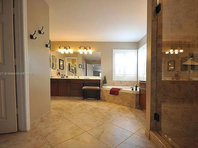 3548 Moon Bay Cir, Wellington FL 33414