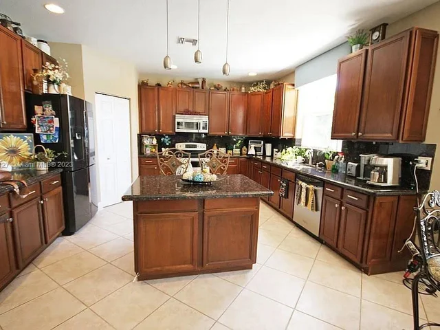 3548 Moon Bay Cir, Wellington FL 33414