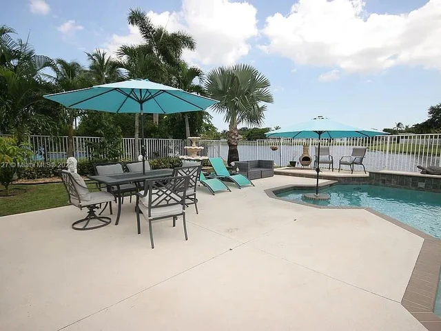 3548 Moon Bay Cir, Wellington FL 33414