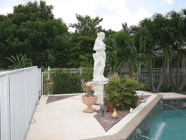 3548 Moon Bay Cir, Wellington FL 33414