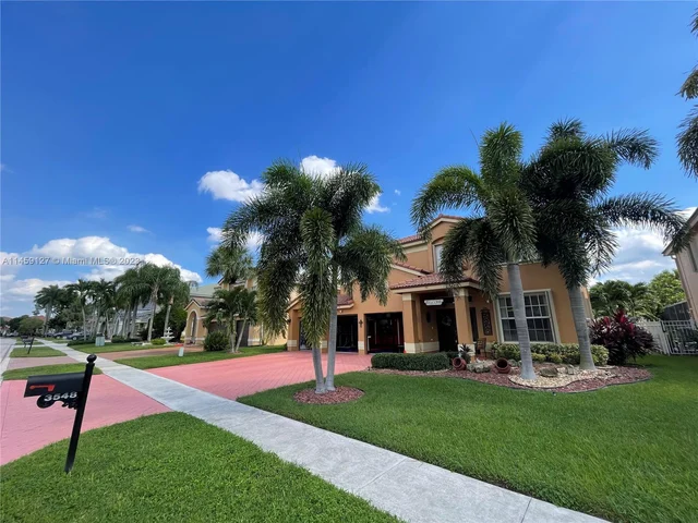 3548 Moon Bay Cir, Wellington FL 33414