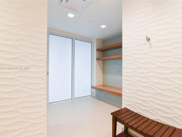 2200 S Ocean Ln # 107, Fort Lauderdale FL 33316