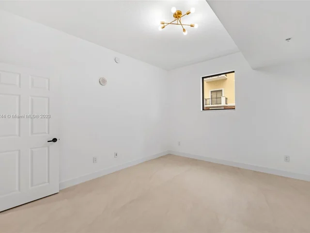 8395 SW 73rd Ave # 119, Miami FL 33143