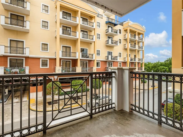 8395 SW 73rd Ave # 119, Miami FL 33143