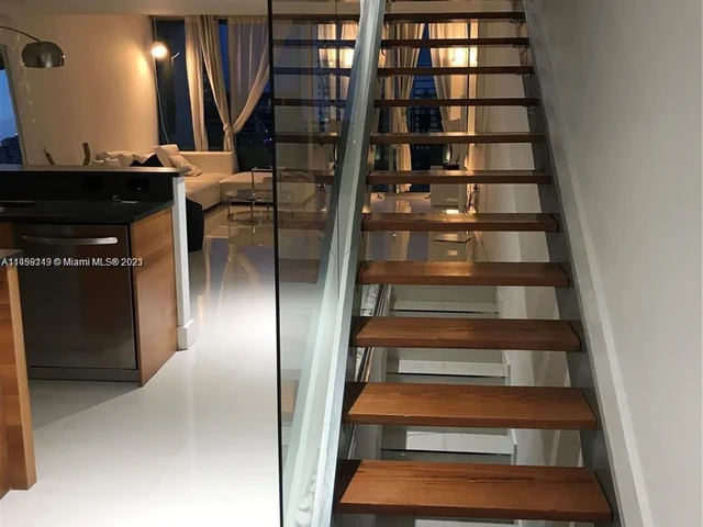 2950 NE 188th St # 506, Aventura FL 33180