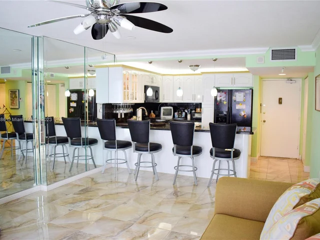 401 Ocean Dr # 509, Miami Beach FL 33139