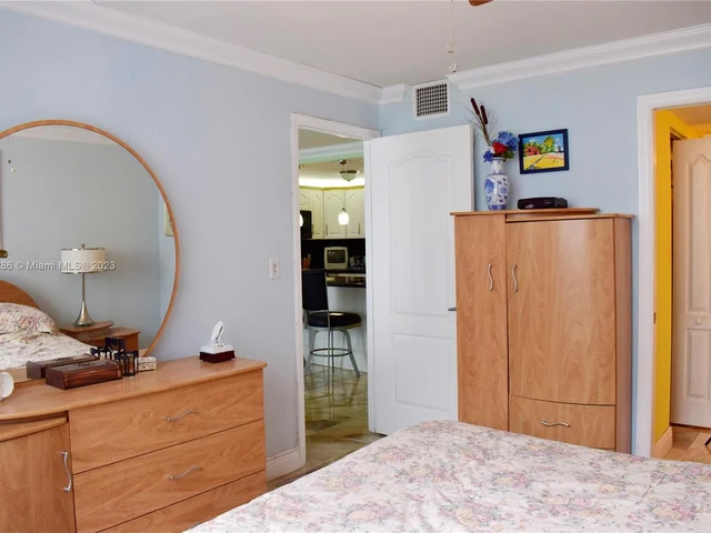 401 Ocean Dr # 509, Miami Beach FL 33139