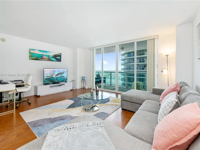 1800 N Bayshore Dr # 3011, Miami FL 33132