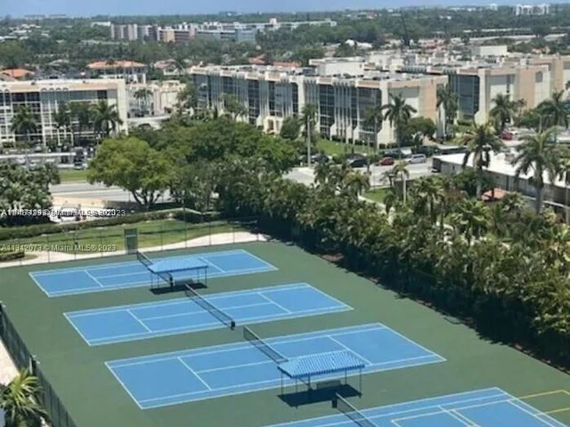 600 Three Islands Blvd # 1708, Hallandale Beach FL 33009