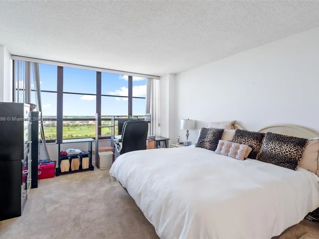 600 Three Islands Blvd # 1708, Hallandale Beach FL 33009