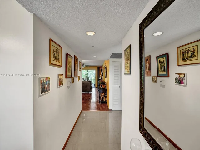 701 SW 141st Ave # 411R, Pembroke Pines FL 33027