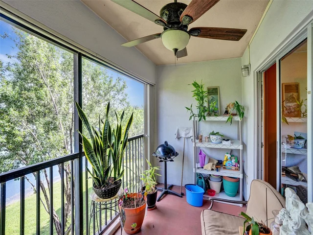 701 SW 141st Ave # 411R, Pembroke Pines FL 33027