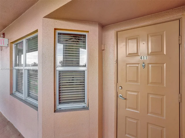 701 SW 141st Ave # 411R, Pembroke Pines FL 33027
