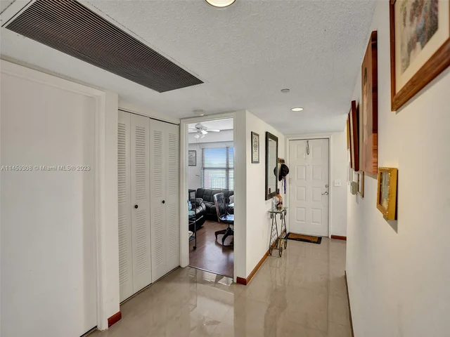 701 SW 141st Ave # 411R, Pembroke Pines FL 33027