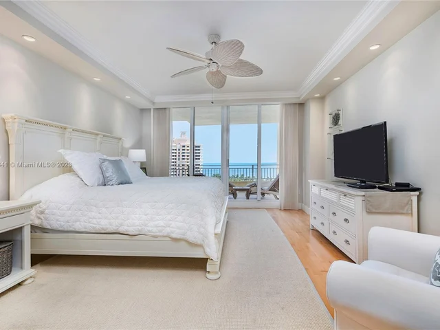 799 Crandon Blvd # 1005, Key Biscayne FL 33149