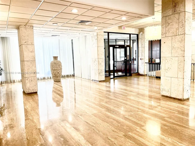 1950 S Ocean Dr # 5D, Hallandale Beach FL 33009