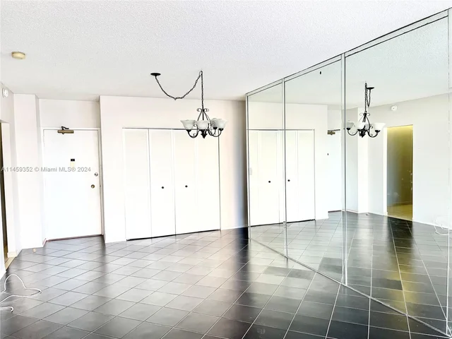 1950 S Ocean Dr # 5D, Hallandale Beach FL 33009