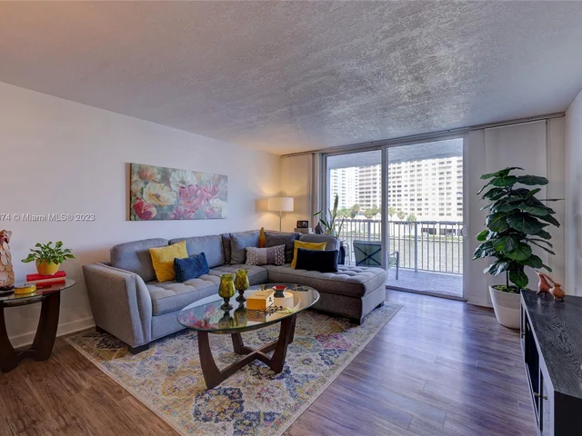 4000 NE 169th St # 402, North Miami Beach FL 33160