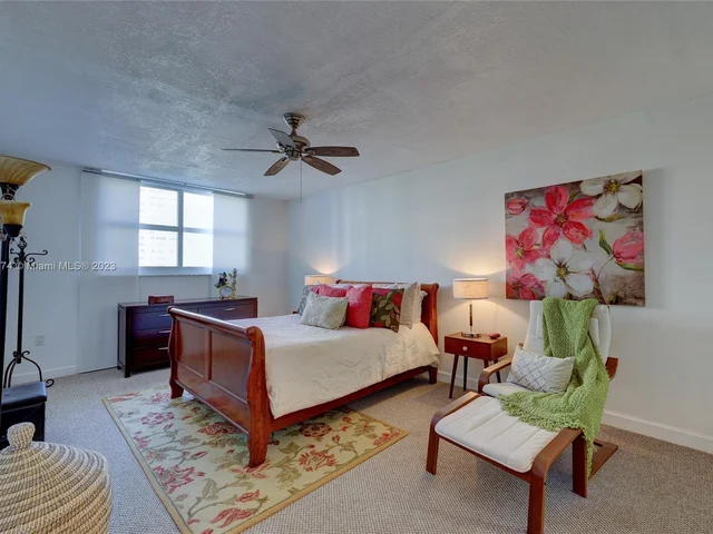 4000 NE 169th St # 402, North Miami Beach FL 33160