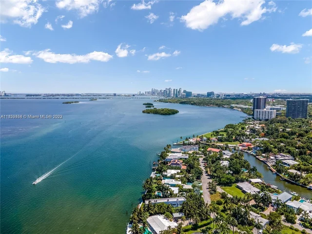 7825 NE Bayshore Ct # 505, Miami FL 33138