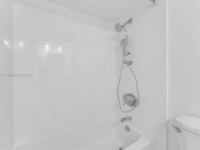 301 174th St # 1818, Sunny Isles Beach FL 33160