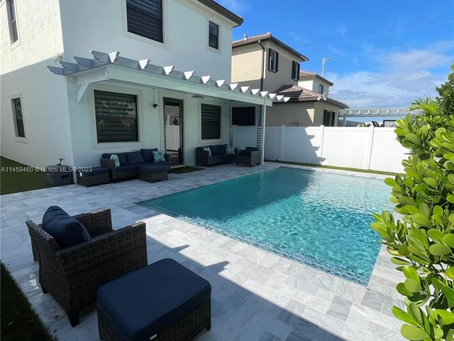 3567 W 110th Ter, Hialeah FL 33018