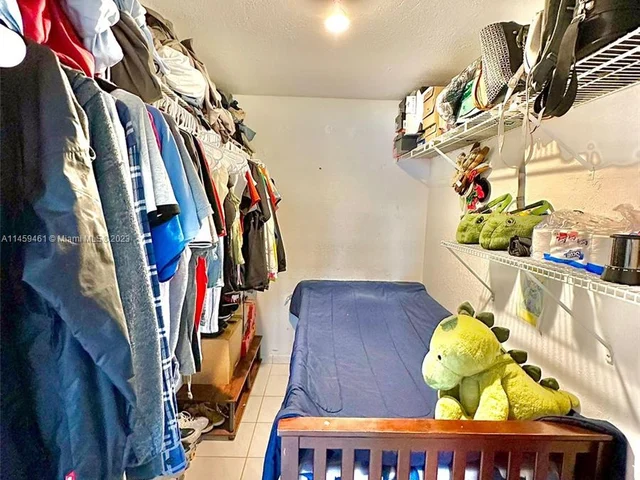 8511 NW 8th St # 5, Miami FL 33126