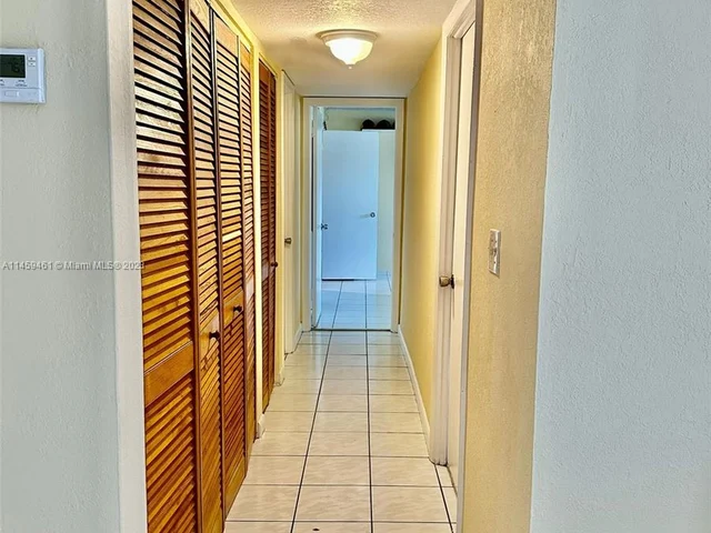 8511 NW 8th St # 5, Miami FL 33126