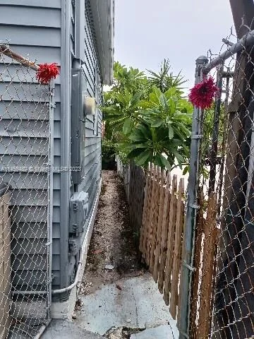 609 N M St, Lake Worth FL 33460