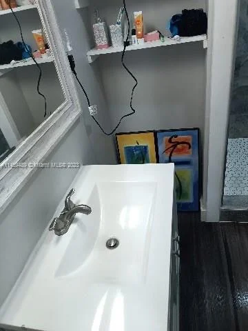 609 N M St, Lake Worth FL 33460