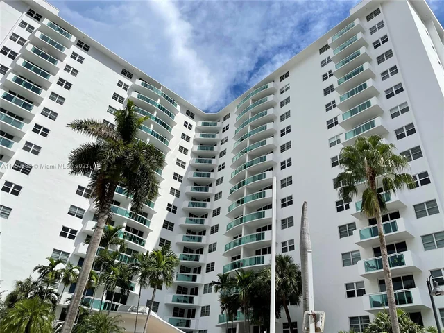 3001 S Ocean Dr # 535, Hollywood FL 33019
