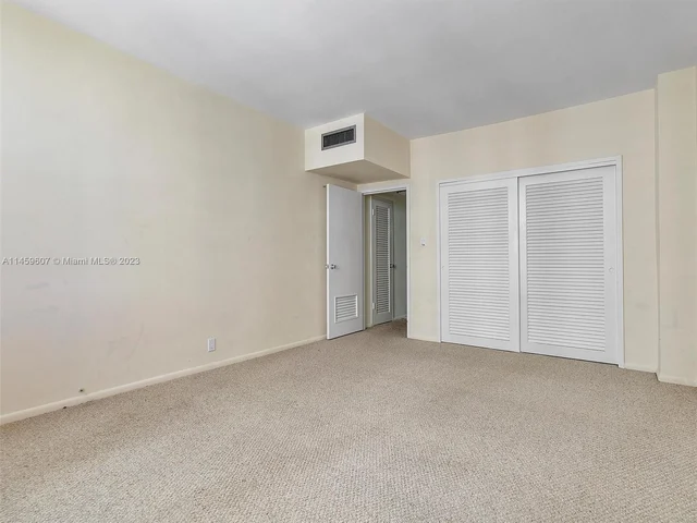 4747 Collins Ave # 708, Miami Beach FL 33140